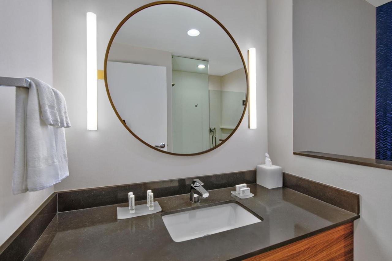 Fairfield By Marriott Inn & Suites Orlando At Flamingo Crossings Town Center Bay Lake 외부 사진